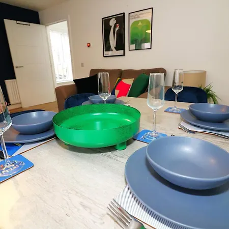 Signature - Norfolk House Апартаменты