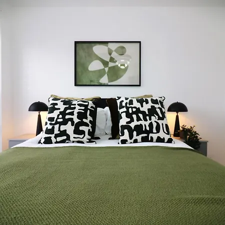 Signature - Norfolk House Апартаменты *