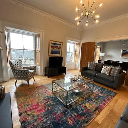 Principal - Crown Circus Duplex Apartamento *