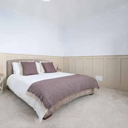 Villa Extravagant 6 Bed Victorian Townhouse With Hot Tub *