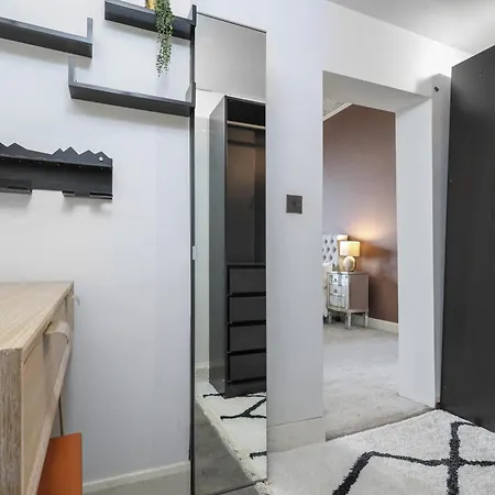 Extravagant 6 Bed Victorian Townhouse With Hot Tub Villa Glasgow