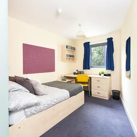 Apartament For Student Only Student Roost Gibson Street