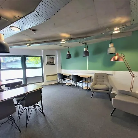 For Student Only Student Roost Gibson Street Apartman