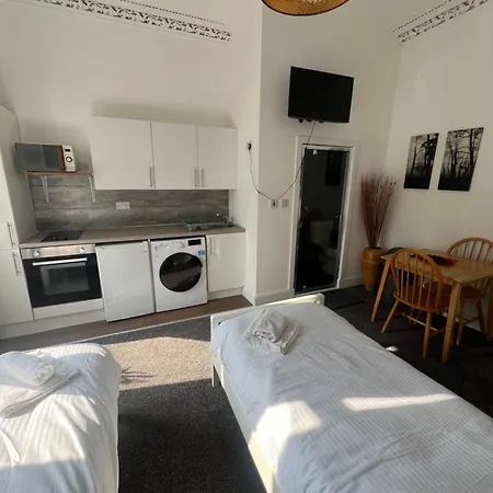 North-west Apartmanhotel