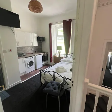 Aparthotel North-west Glasgow