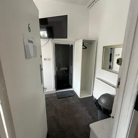 North-west Apartmanhotel *