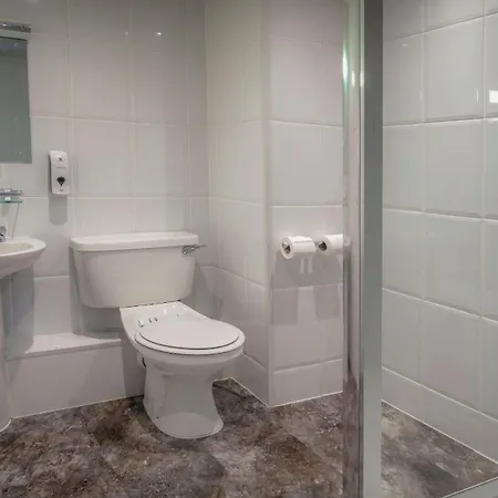 Devoncove Hotel 3*
