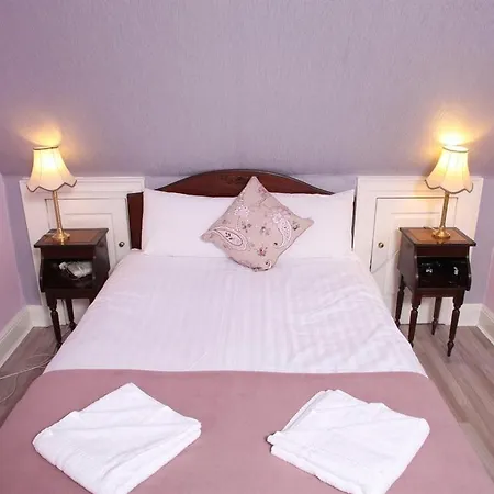 Daire Charlotte Service Aparments