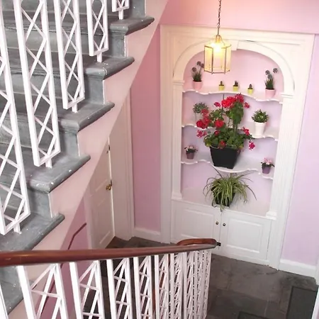 Charlotte Service Aparments Glasgow