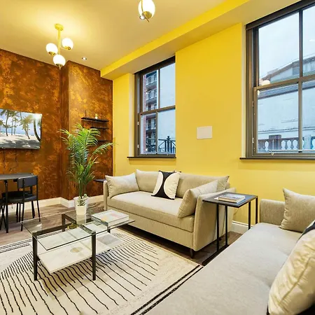 Grand Station 2 Bed A1 *