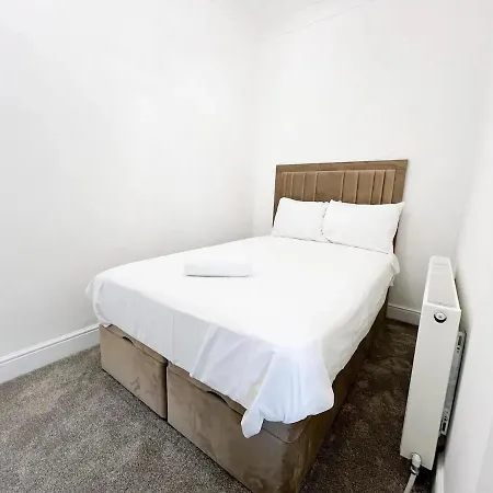 Spectacular Modern Luxury King Bed