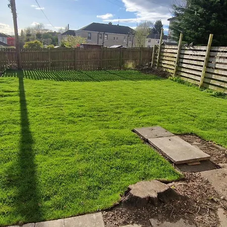 Semesterbostad Archillects Entire Two Bedroom Comfy House - Free Parking Glasgow