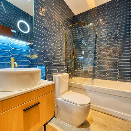 Lovely Station 1 Bed B10 דירה גלאזגו