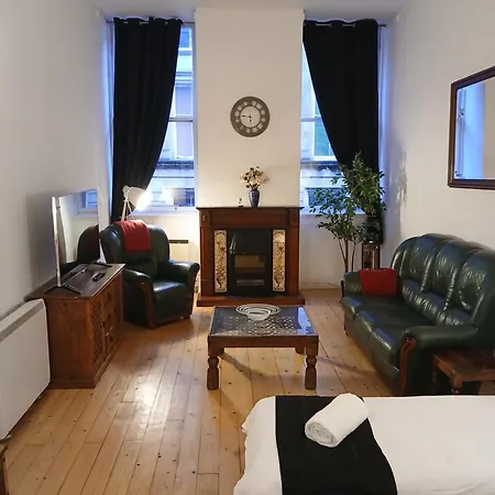 Downtown City Dwelling - 3 People * Glasgow