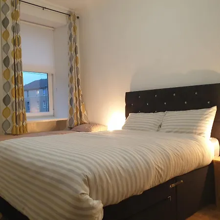 Newly Furnished Flat 4 Minutes Walk To Metro Διαμέρισμα Γλασκώβη