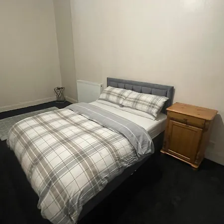 Apartment West End 2 Bed