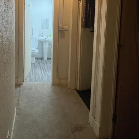 Apartment West End 2 Bed *