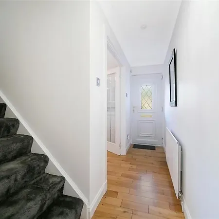 Beautiful House In Thornliebank