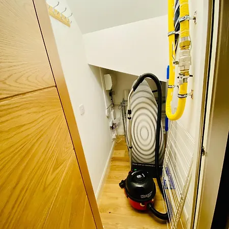 North Kelvin Bed & Breakfast *