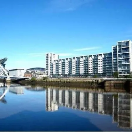 With River View Next To Hydro * Glasgow
