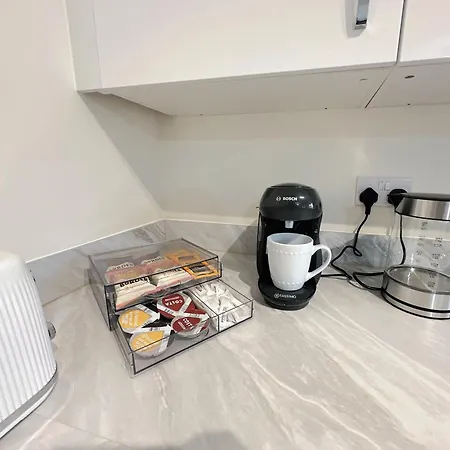 Holiday home Wee Townhouse, 3 Beds With Free Parking, Wifi & Ethernet Connection Glasgow
