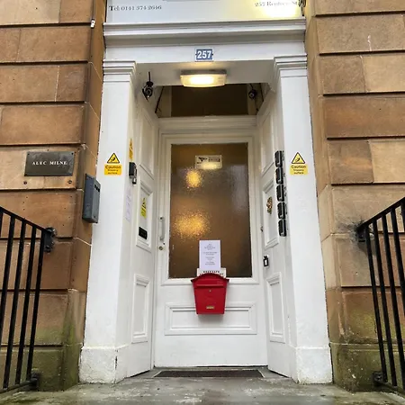 Piccolo 4* Glasgow