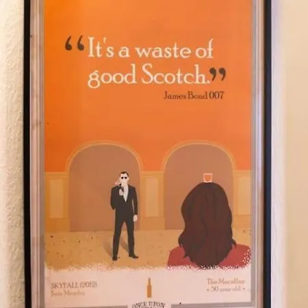 Cosy Finnieston - Private Access & Freeparking Villa *