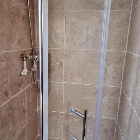 Affittacamere Botanics At Embassy House Glasgow