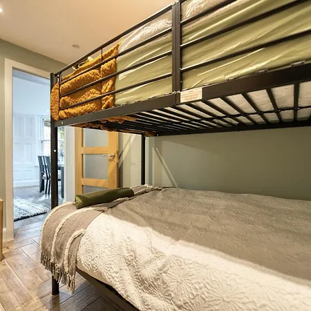 Stylish 3-bedroom In