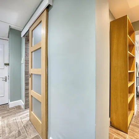 Stylish 3-bedroom In Glasgow