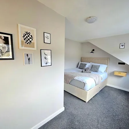 Warm & Cosy In Holiday home