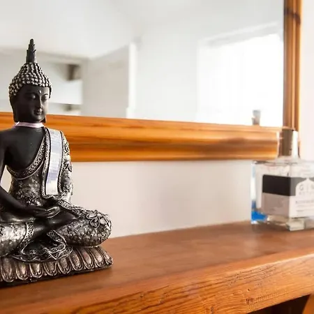 Angel Mews In Heart Of West End *