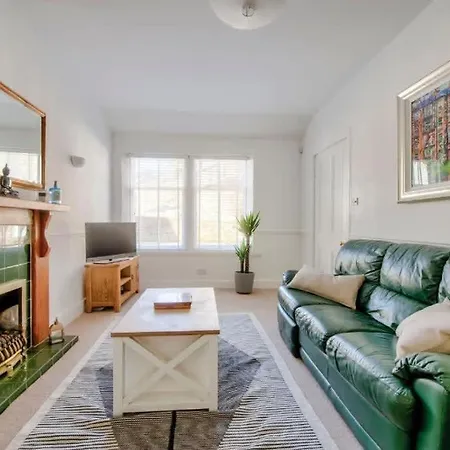 Holiday home Angel Mews In Heart Of West End Glasgow