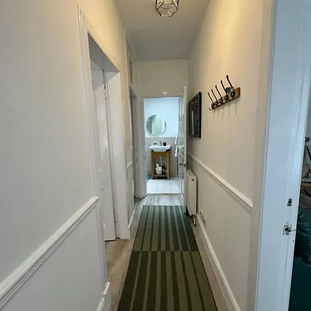 Holiday home Angel Mews In Heart Of West End Glasgow