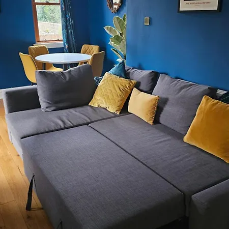 Beautiful Self Contained With Garden Glasgow