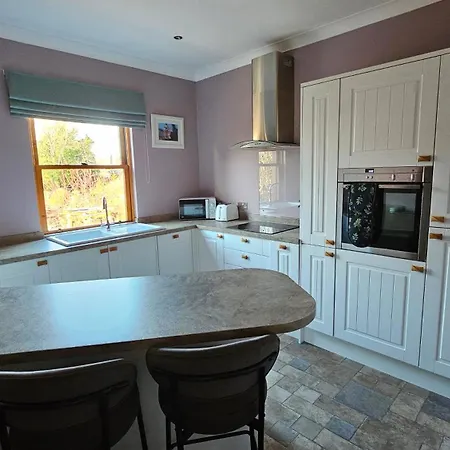 Daire Beautiful Self Contained With Garden