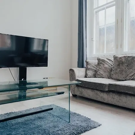 2 Bed Renfield St Center גלאזגו