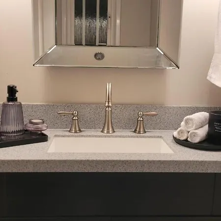 3 Bedroom Sleeps 6 Free Parking גלאזגו