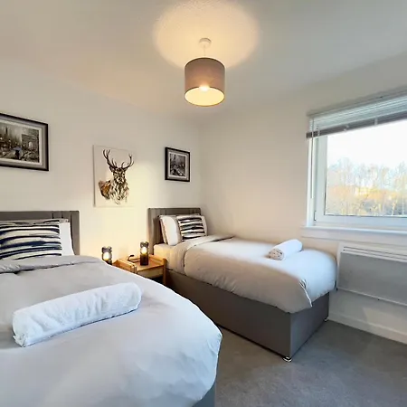 Chic & Cozy 2-bed Flat In - Free Parking Apartment