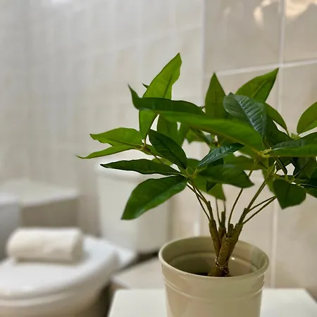 Chic & Cozy 2-bed Flat In - Free Parking Lejlighed *