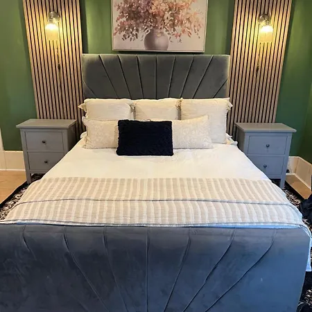 شقة Away From In - Free Street Parking