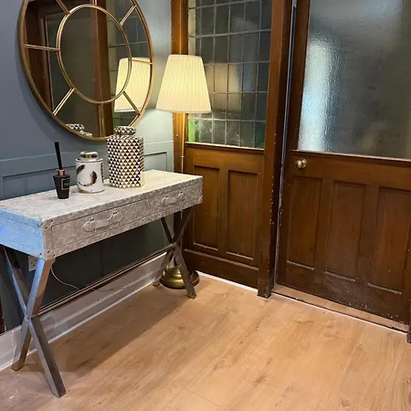 Away From In - Free Street Parking *