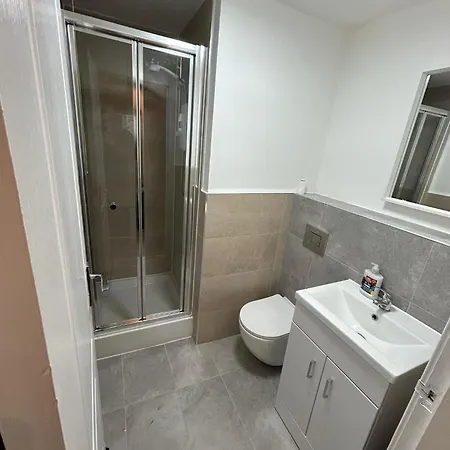 Cozy, Modern Flat In Govan Глазго