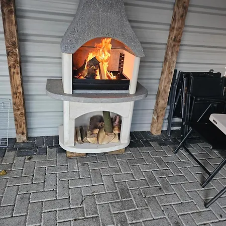 Lovely House With Private Parking! Glasgow! Glasgow