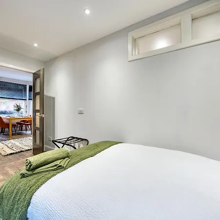 Spacious 4 Bedroom Near West End アパート グラスゴー