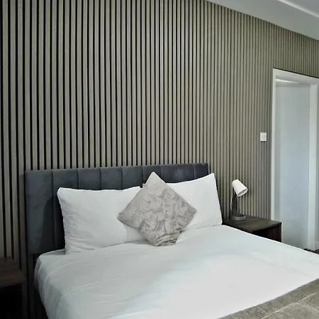 Otel Kings Park Glasgow