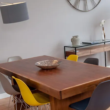 Flats - Merchant Apartman