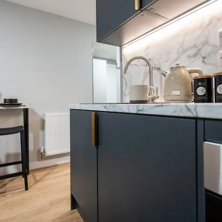 Apartment For Students Only Clyde Court Glasgow