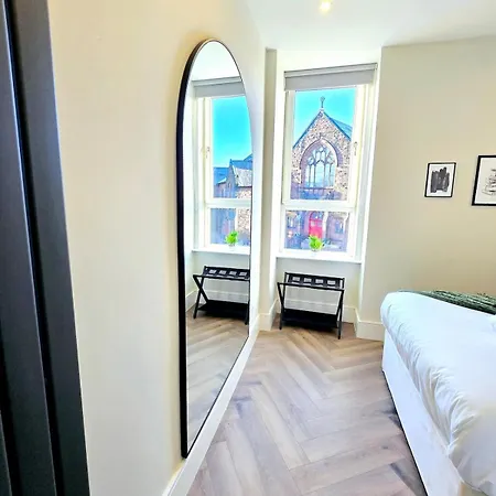 Modern, Cosy In Holiday home Glasgow