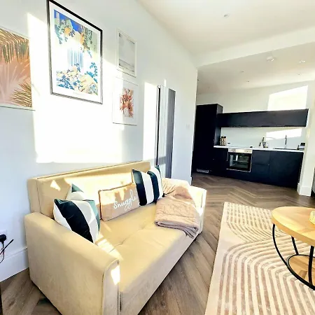 Modern, Cosy In